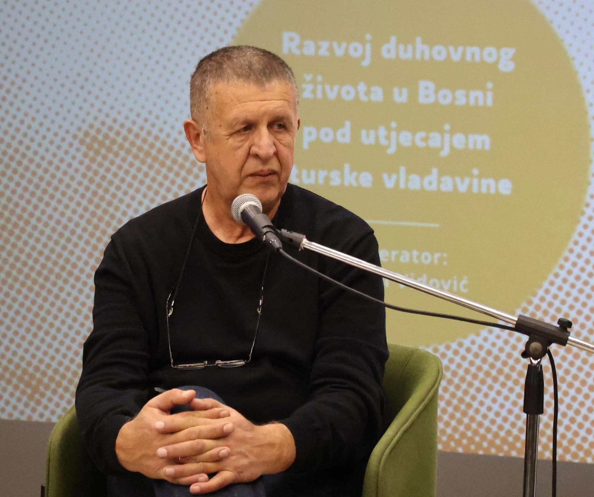 'Listanje' s Josipom Mlakićem: Neznanje je moć za ljude na vlasti